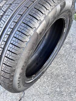 4 Pirelli 235/55R19 Runflat Used Tires