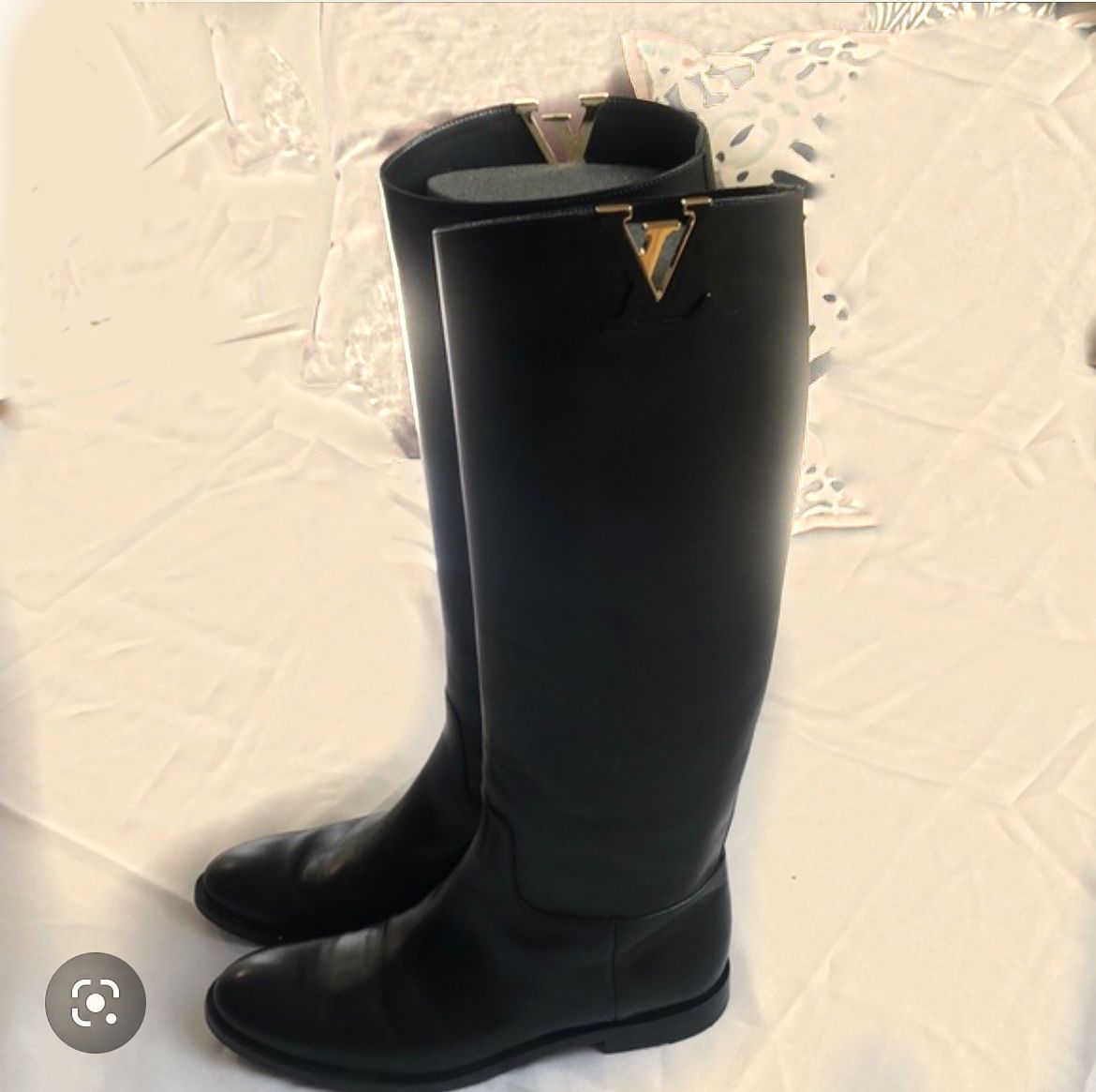 Louis Vuitton Boots Size 7 for Sale in Chicago, IL - OfferUp