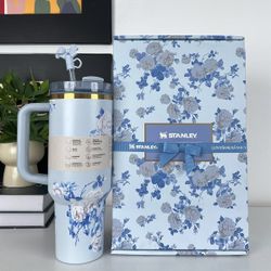 stanley 40oz Water Bottle In Box | Leakproof | Easy To Carry | Super Insulation Makes A Great Holiday Gift