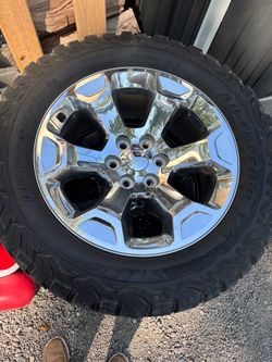 🔥🔥 20” Chrome Ram 1500 Wheels & 33x12.50R20 BFGoodrich KO2 Tires – 3 Available🔥🔥