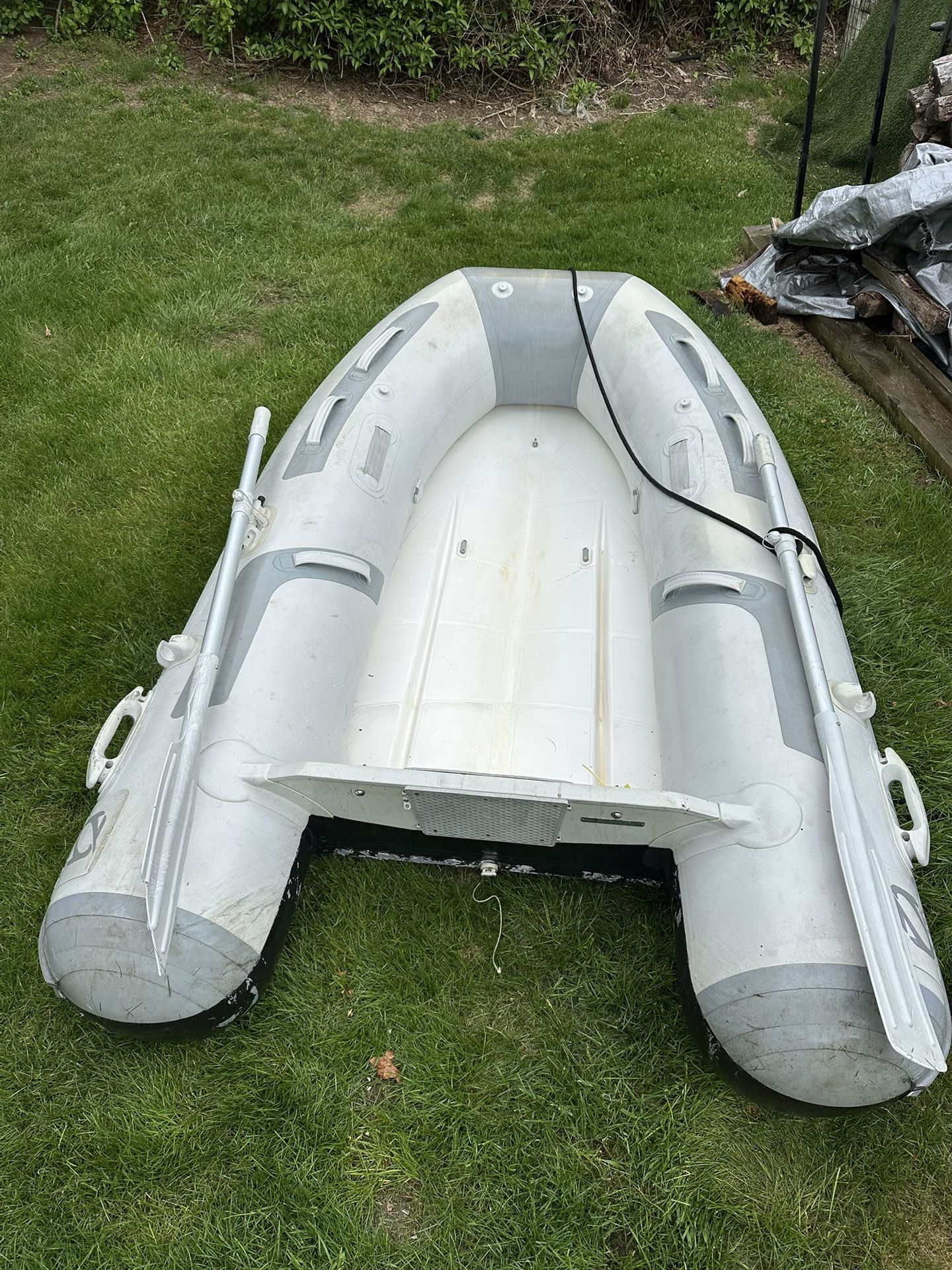 Zodiac Cadet 250 & 6 HP Tohatsu Outboard