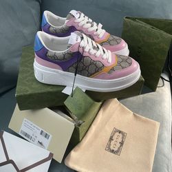 Woman’s GG Sneakers Sz 38 (us 7/ 7.5 )