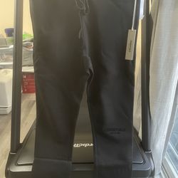 ESSENTIALS FOG BLACK