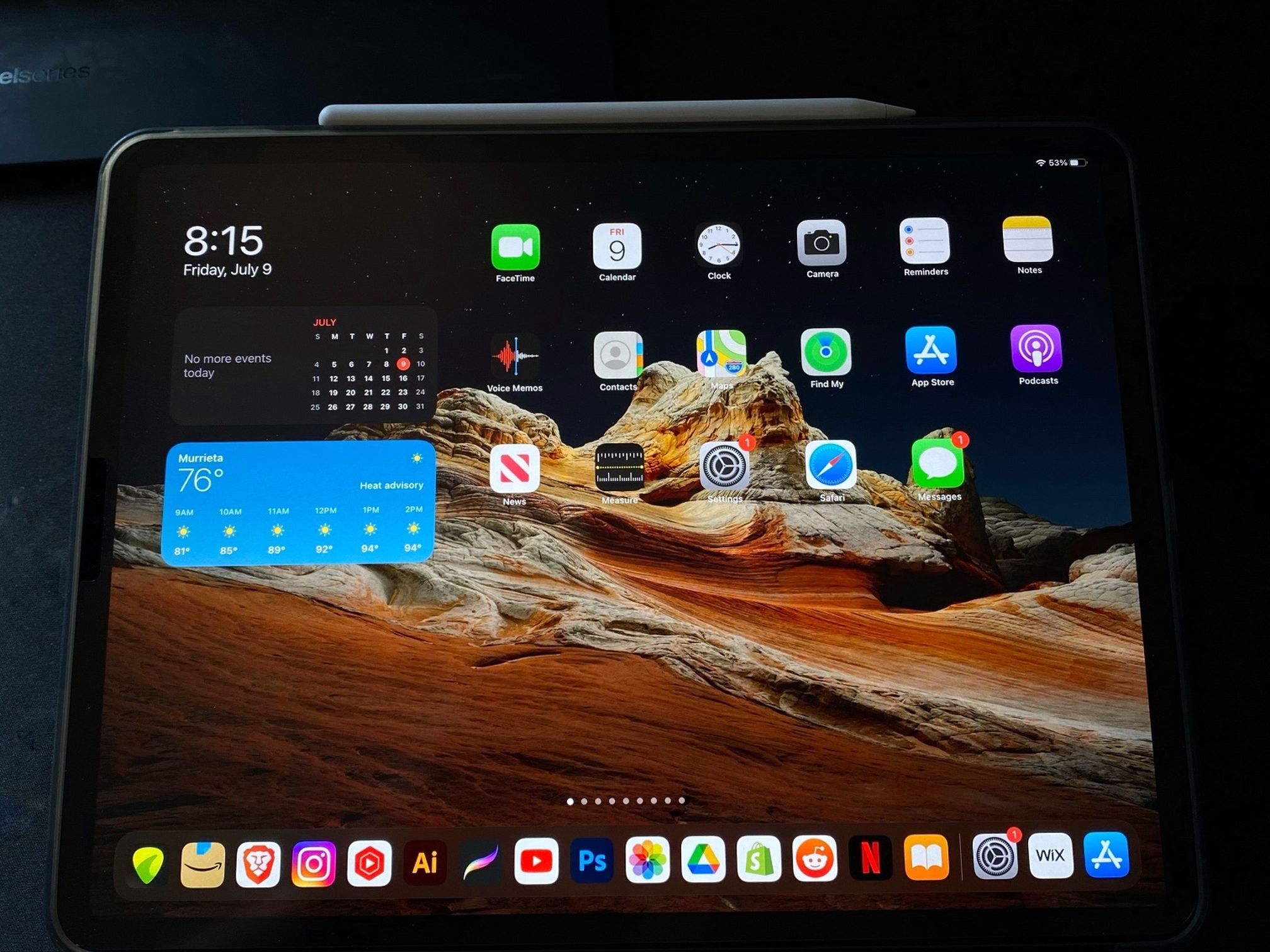 2020 Apple iPad Pro (12.9 Inch, Wi-Fi,  128GB) - Space Gray (4th Generation)