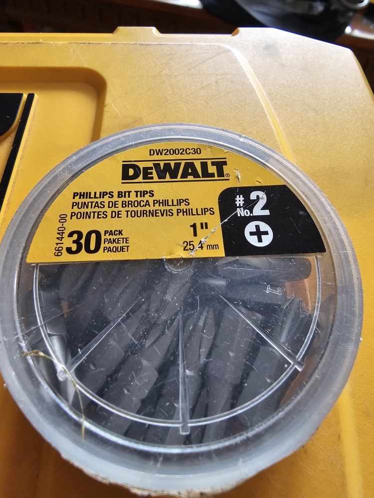 DEWALT DW2002C30 1" #2 30 Pack Screwdriver Bits New In Box (30) Bits, FIRM