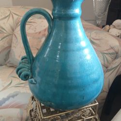 VINTAGE HEAVY JUG WITH CURLED HANDLE