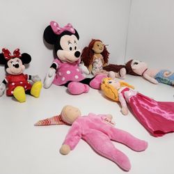 6pcs Random Plush Stuffed Dolls