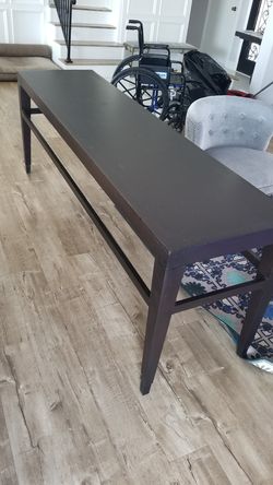 Beautiful solid wood desk 81x21x29