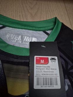 Venum Crocodile Short Sleeve Rashguard – Medium