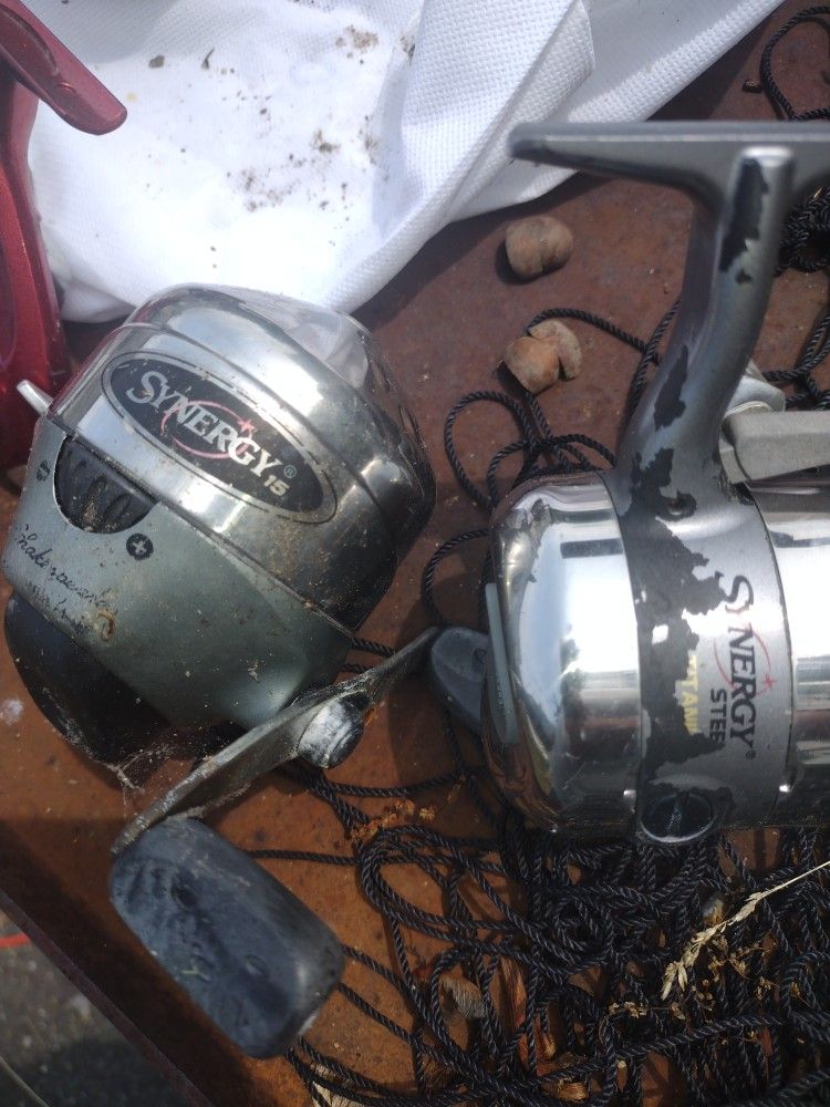 2 push button reels