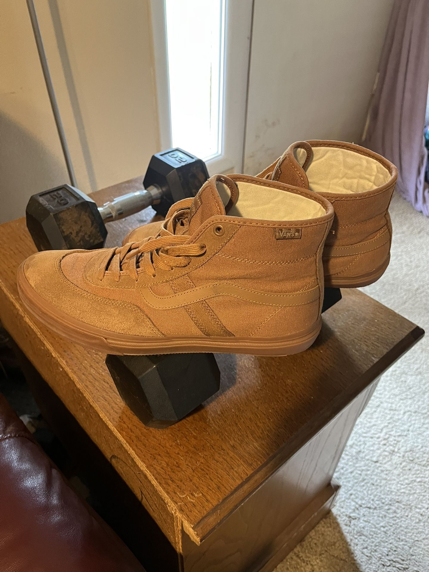 Vans (11.5)
