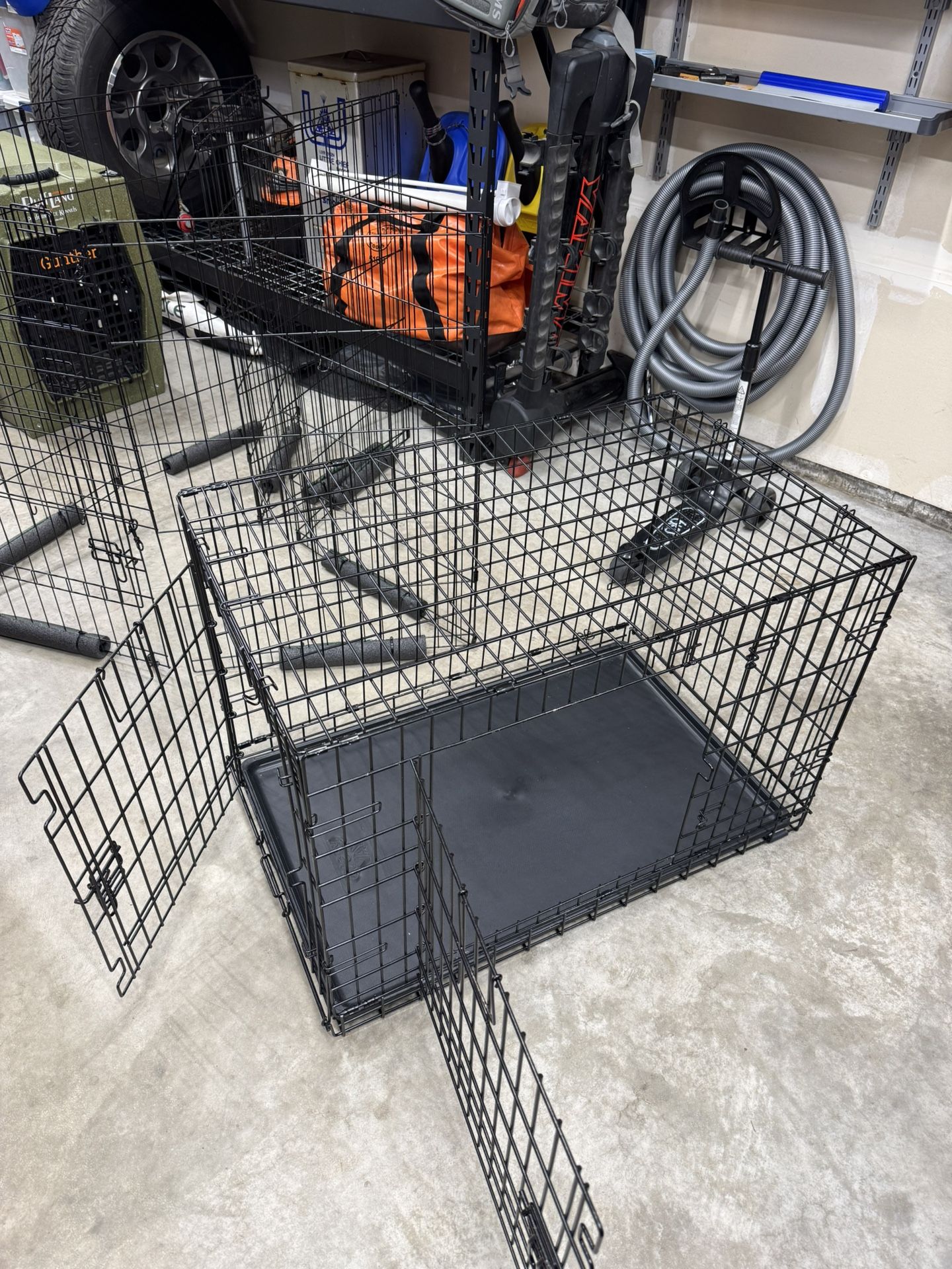 Dog Crate - Wire 36”x22” 2 Door