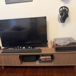 Moving Sale - TV + TV stand