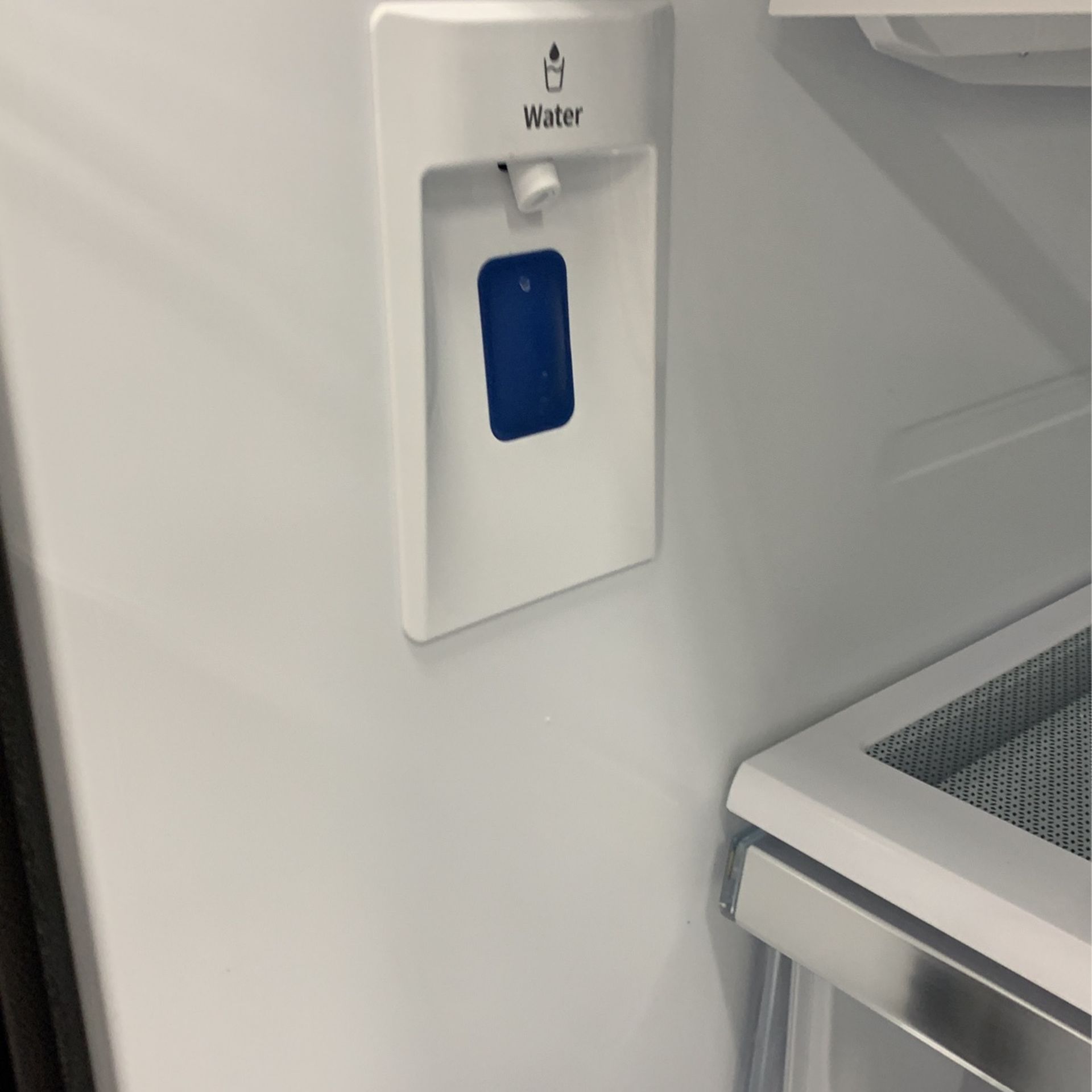 Hisense 26.6 Cu Ft French Door Refrigerator ( HRF266N6CSE)