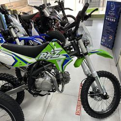 Apollo RFZ 125CC Dirt Bike New! Finance For $150 Down Payment!!