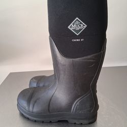 Muck Boots size 9