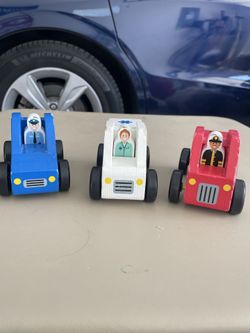 Melissa And Doug Wooden Emergency Response Vehicles