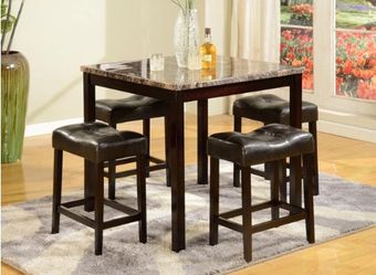 Brand new table with 4 stools