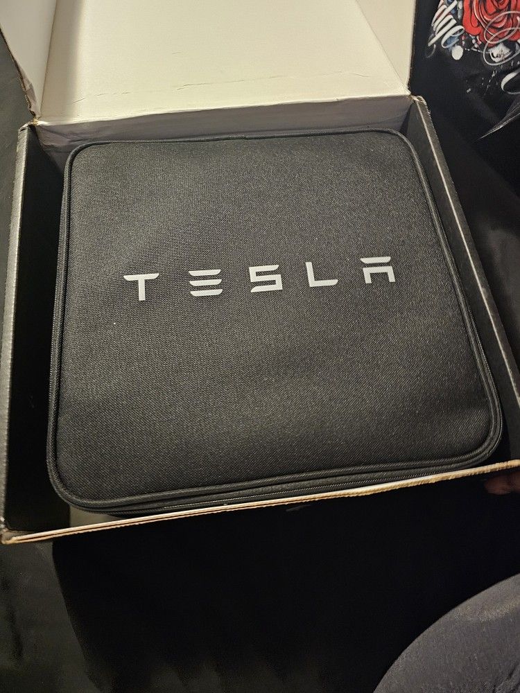 Tesla Charger