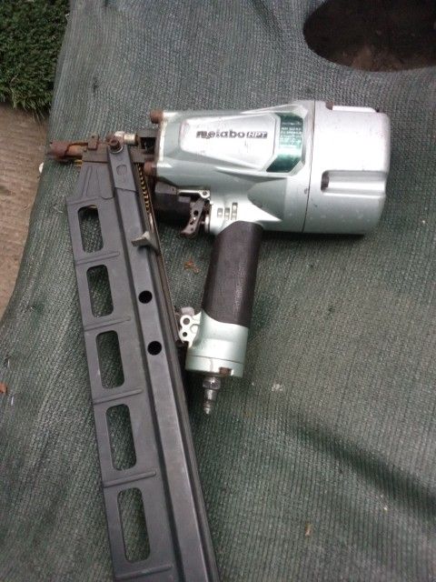 Metabo HPT NR83A5M Framing Nailer