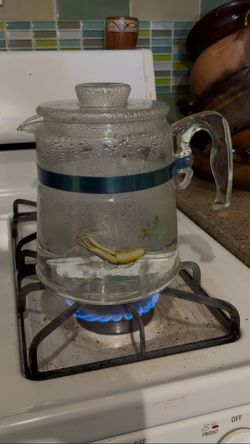 Glass jar