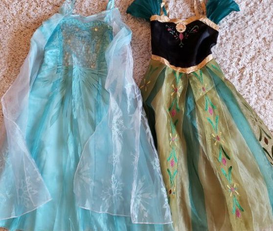 Disney Store: Anna & Elsa Frozen Dresses Size 5/6