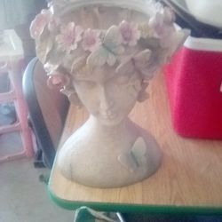 Flower Pot Of Head Of Lady Beautiful Not Broken Good Condition