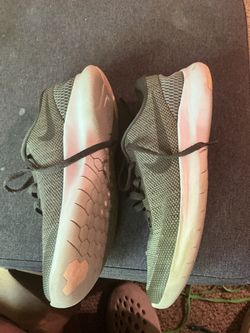 Gray Nike shoes size 7