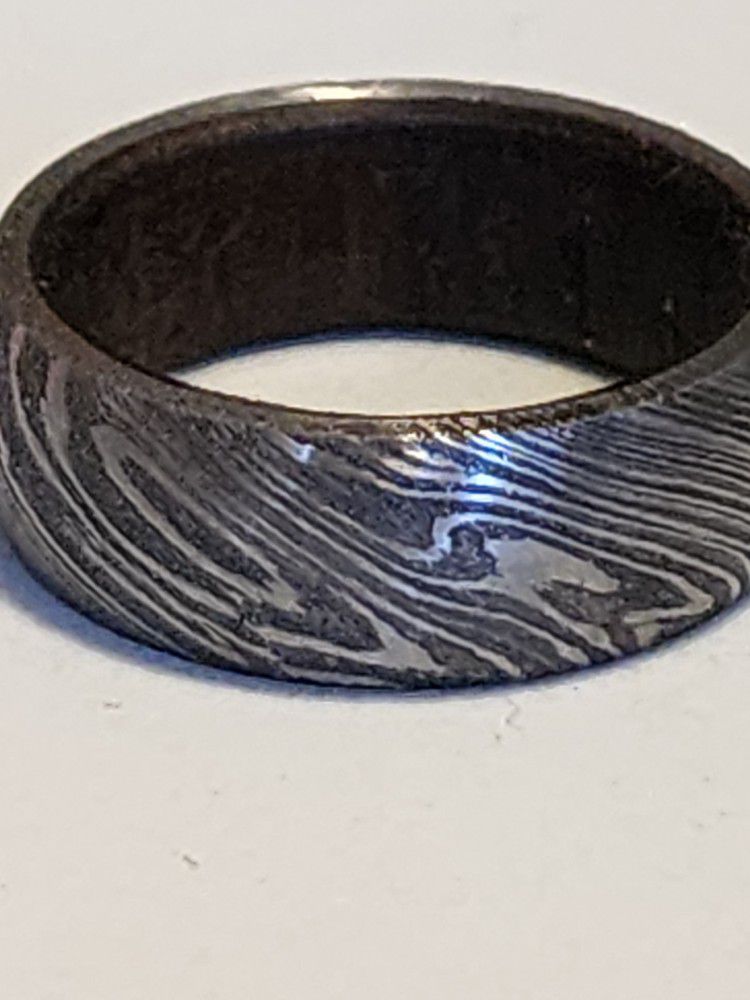 Damascus Steel Ring with Wood Liner Sz9