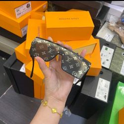 Louis Vuitton Sunglasses 