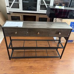 Consolé table 47” Entryway Table with Outlets and USB Ports, Console Table with 3 Drawers, Sofa Table Narrow Long with Storage Shelves for Living Room
