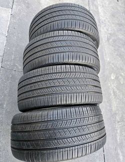 255 45 19 Pirelli I sell this Seth of tires with 80% of Life the 4