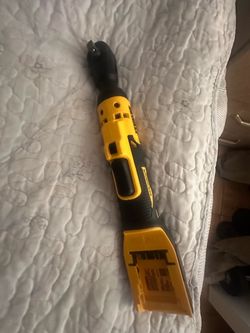 DEWALT Brushless Cordless Ratchet Tool