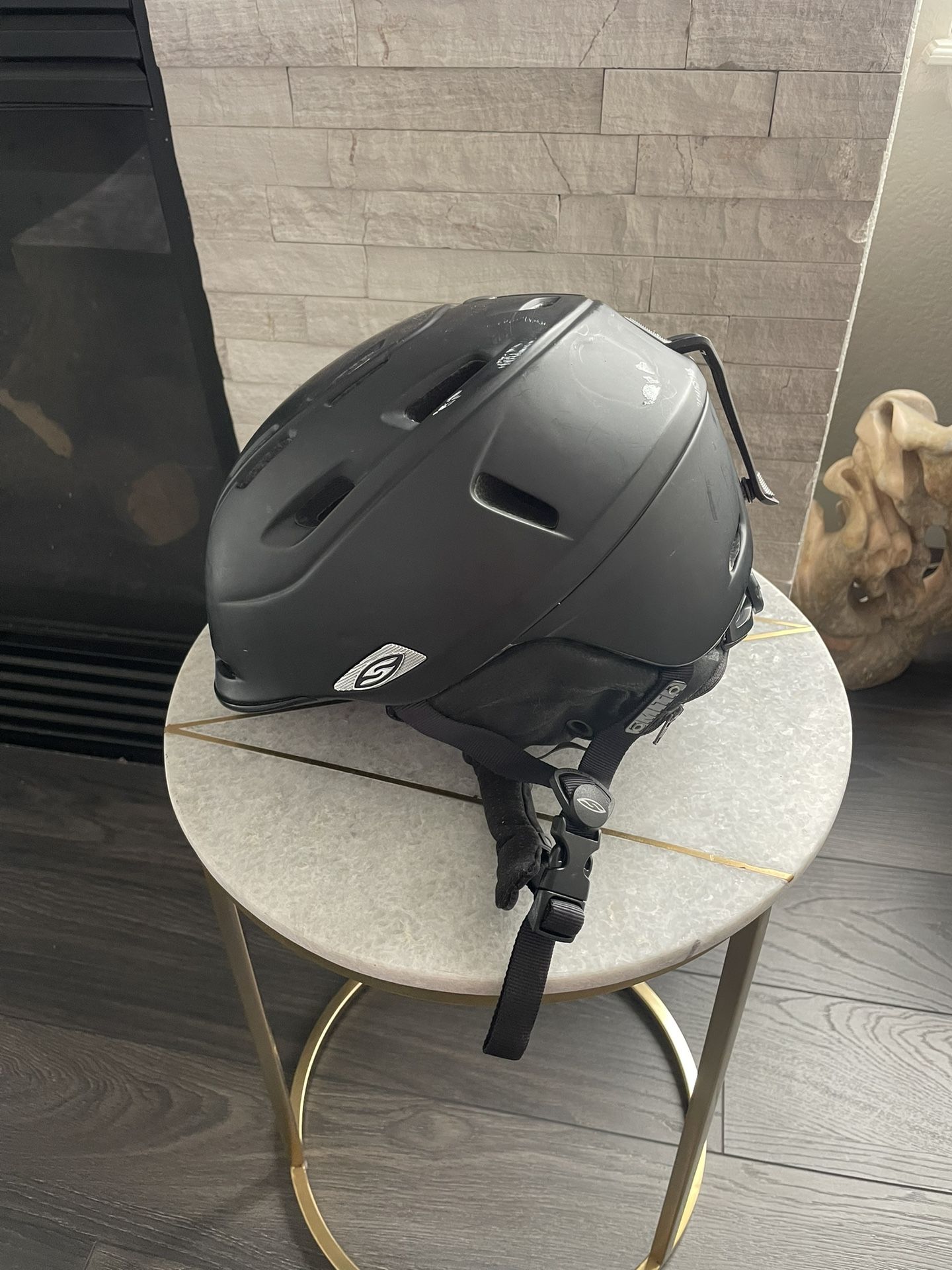 Like new Smith Snowboarding / ski XL Helmet