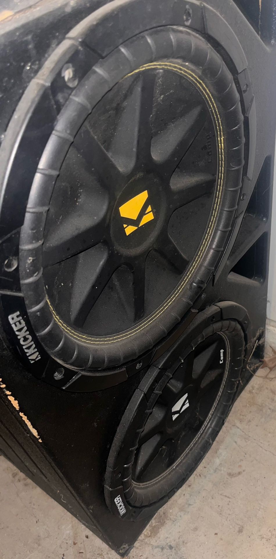 Looking To Trade For 2 12” Kickers In Mega Bass Box