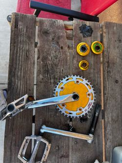 3 PIECE CRANKSET W. BB $$$