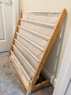 Kids’ Sling Bookshelf / Montessori Book Rack (29.5” x 31.5”)