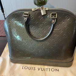 Louis Vuitton Alma Gris Art Deco Vernis Patent Leather Handbag 