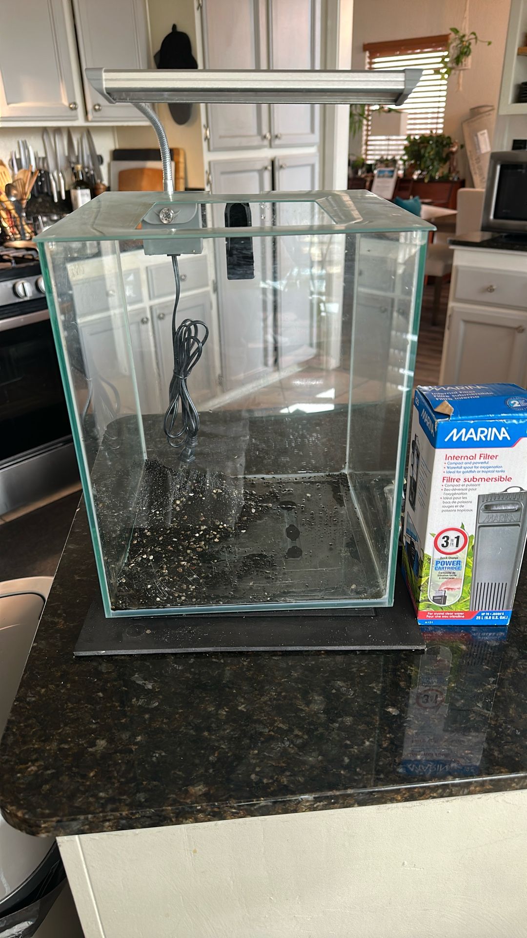 Fluval Edge Chi 5 Gal. Fish Tank