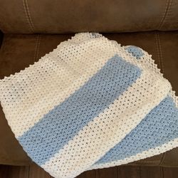 Blue and white baby blanket-crochet