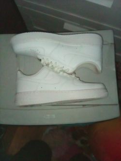 Mens size 9 AF1 (ALL WHITE)