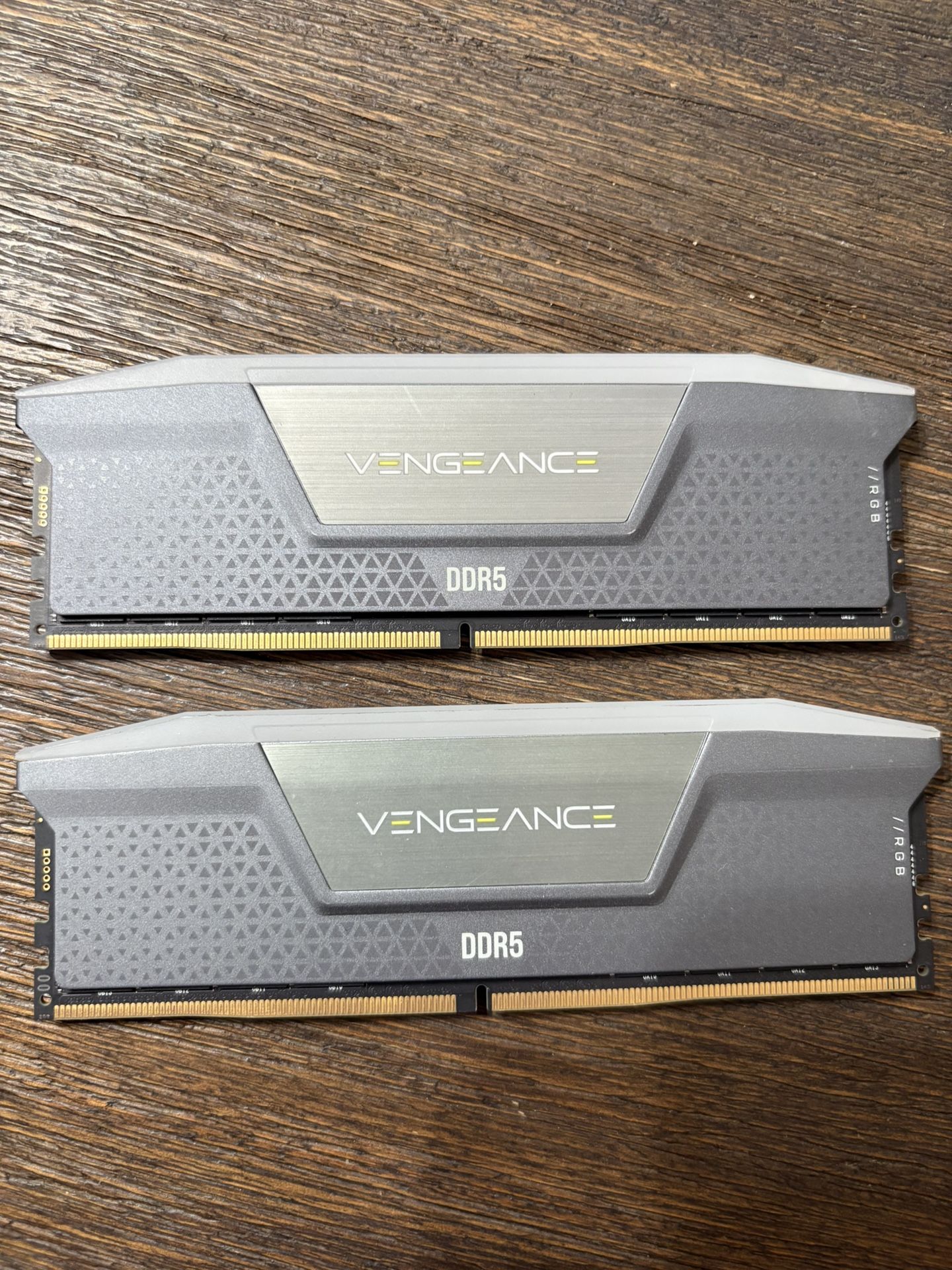 Corsair 64 GB (32 x 2) RAM kit - DDR5, 5600 MT/S