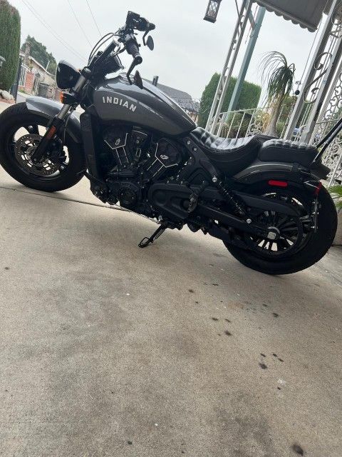 2021 Indian Scout bobber 60