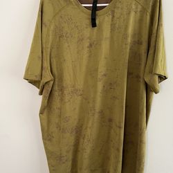 Lululemon XXLMens Tshirt 