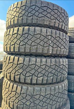 325 65 18 Goodyear tires Con Excelente calidad Las 4