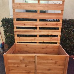 Planter Box w/trellis