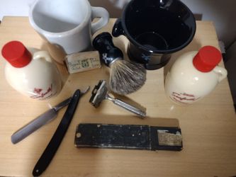 Antique shaving stuff collectable