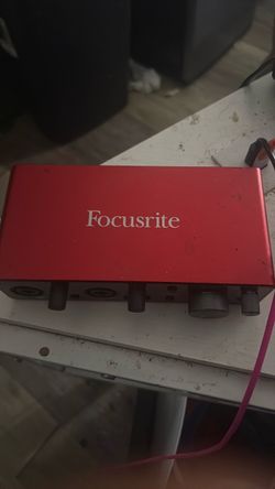Focusrite Scarlett 2i2
