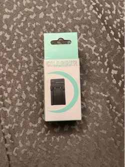 Digital battery charger for camera