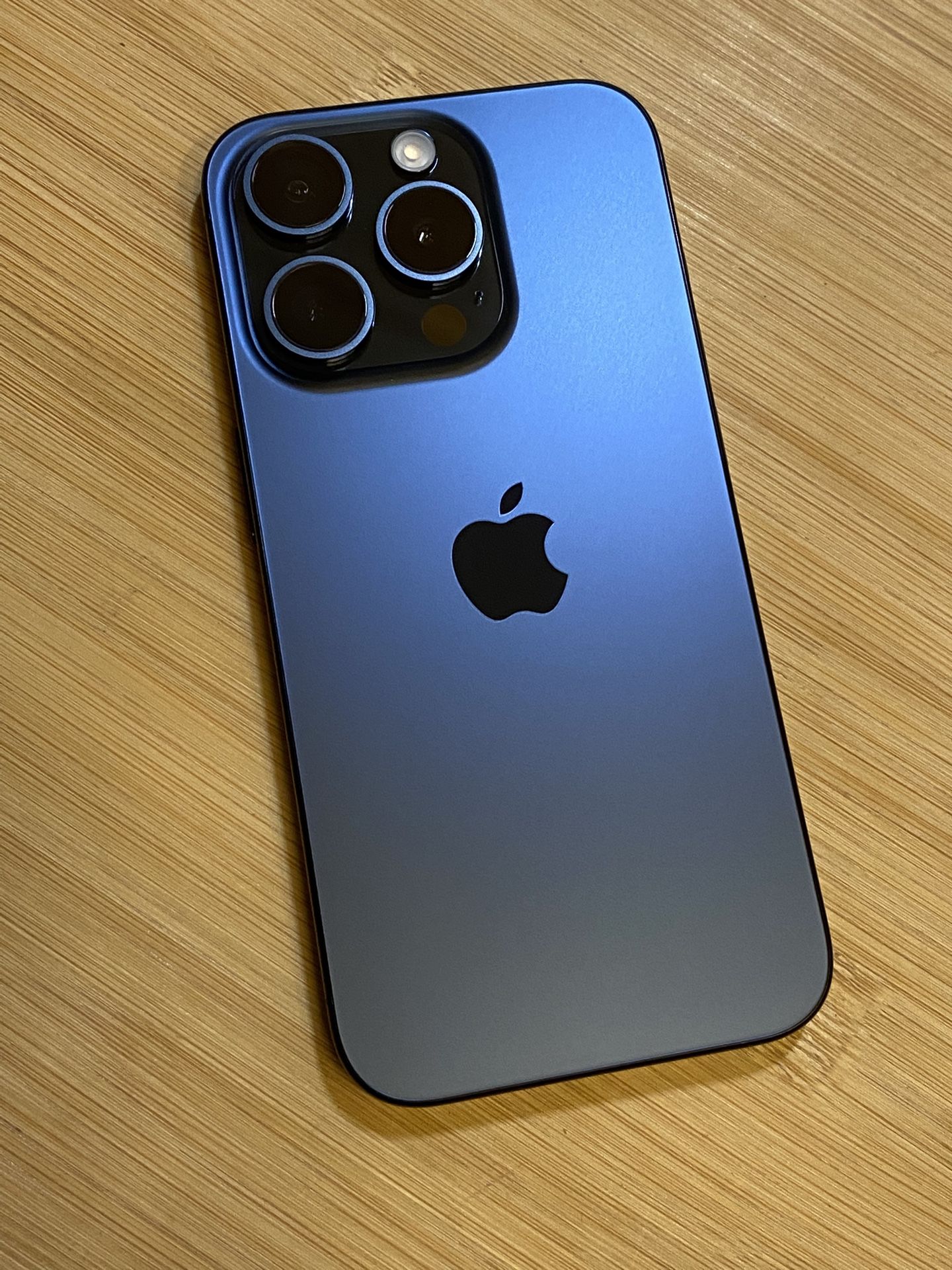 iPhone 15 Pro Fully Unlocked 